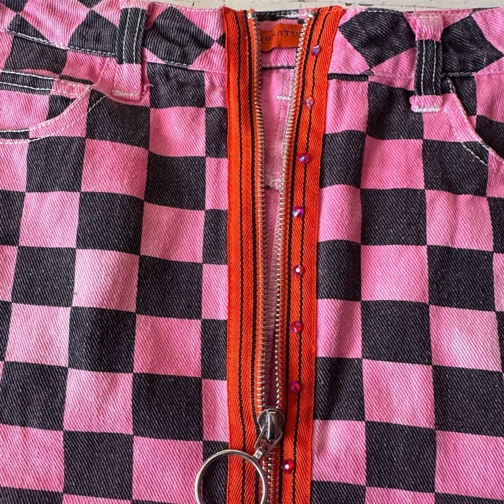 Y2K Pink Checkerboard Denim Mini Skirt Ring Zip Punk Indie Sleaze Street Style - Picture 4 of 11